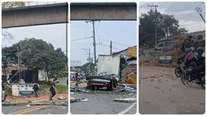 La estación de Policía de Mondomo, Cauca, fue atacada con un carro bomba.