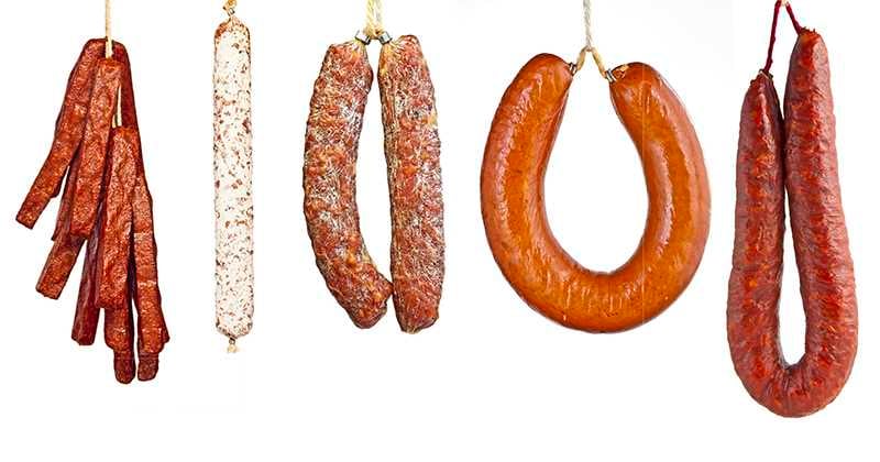 Los embutidos han sido relacionados con el desarrollo del cáncer.