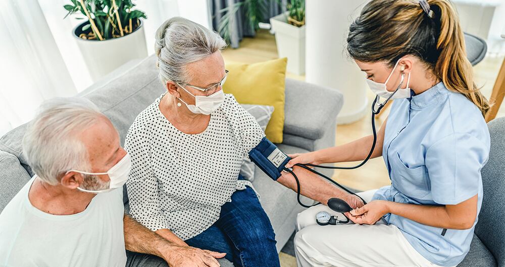 Los colombianos prefieren pagar un plan complementario de salud para obtener mejor atención.