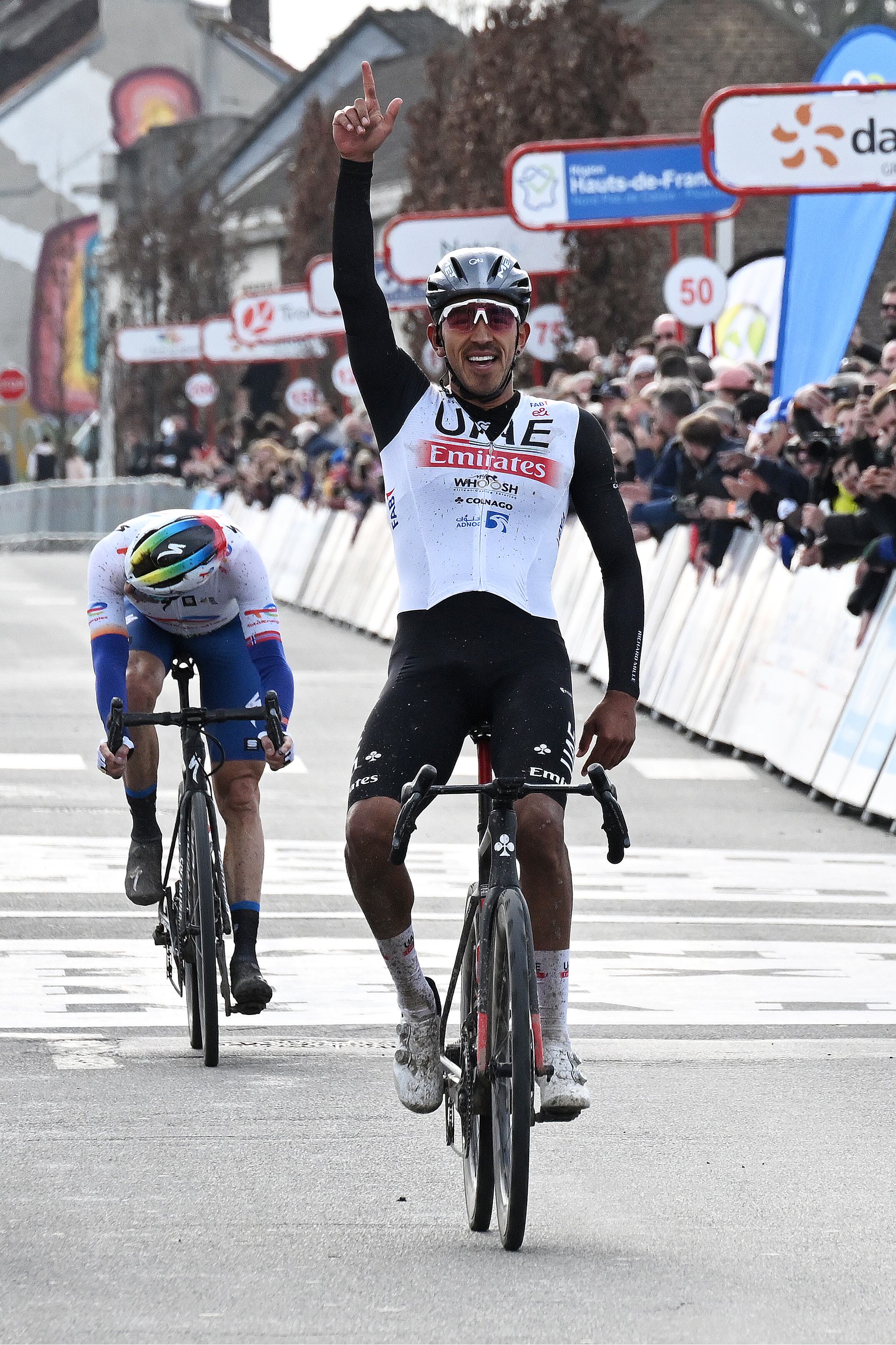 El pedalista del UAE Emirates Juan Sebastián Molano, fue el más rápido en el Gran Premio de Denain, en Francia.