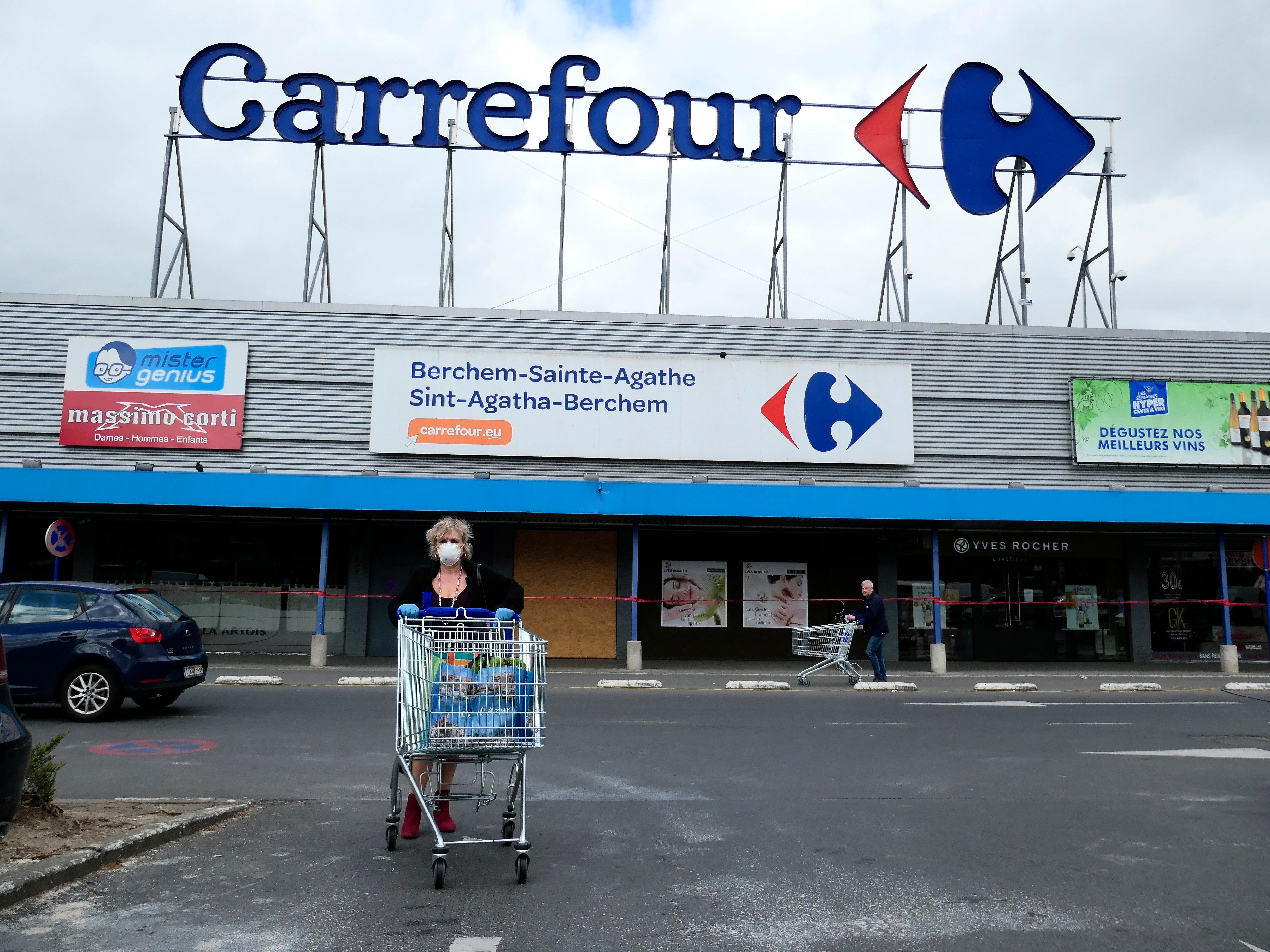 El grupo francés Carrefour retiró de sus tiendas en Bélgica una referencia de la marca Jack Link's  que fábrica sus carnes con uno las empresas que causa por deforestación en Brasil - según el informe de - Mighty Earth-.
