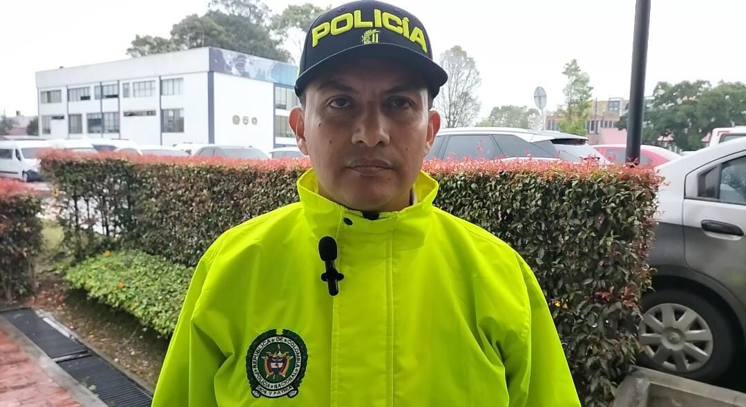 El coronel Fredy Triana, jefe del cuerpo Elite de la Dijin, explicó que los detenidos hacen parte, al parecer, de las disidencias de las Farc, ELN y Clan del Golfo.