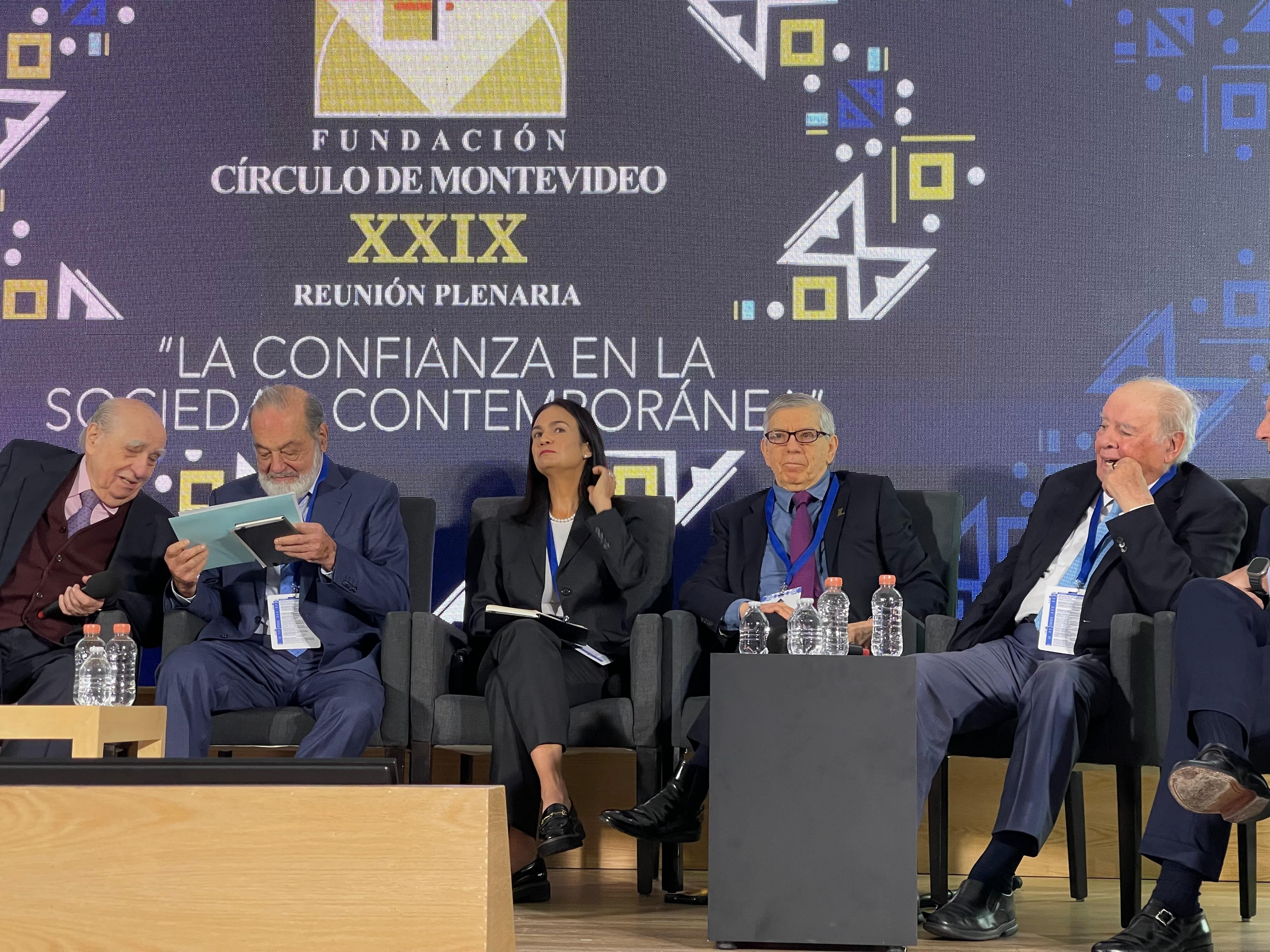 César Gaviria, presidente del Partido Liberal y expresidente de la República volvió a criticar al gobierno Petro.