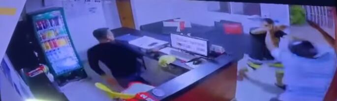 Mientras cometía un robo, un hombre recibió varios impactos de arma de fuego que produjeron la muerte, en un hecho que se registró en Valledupar, reportaron las autoridades.