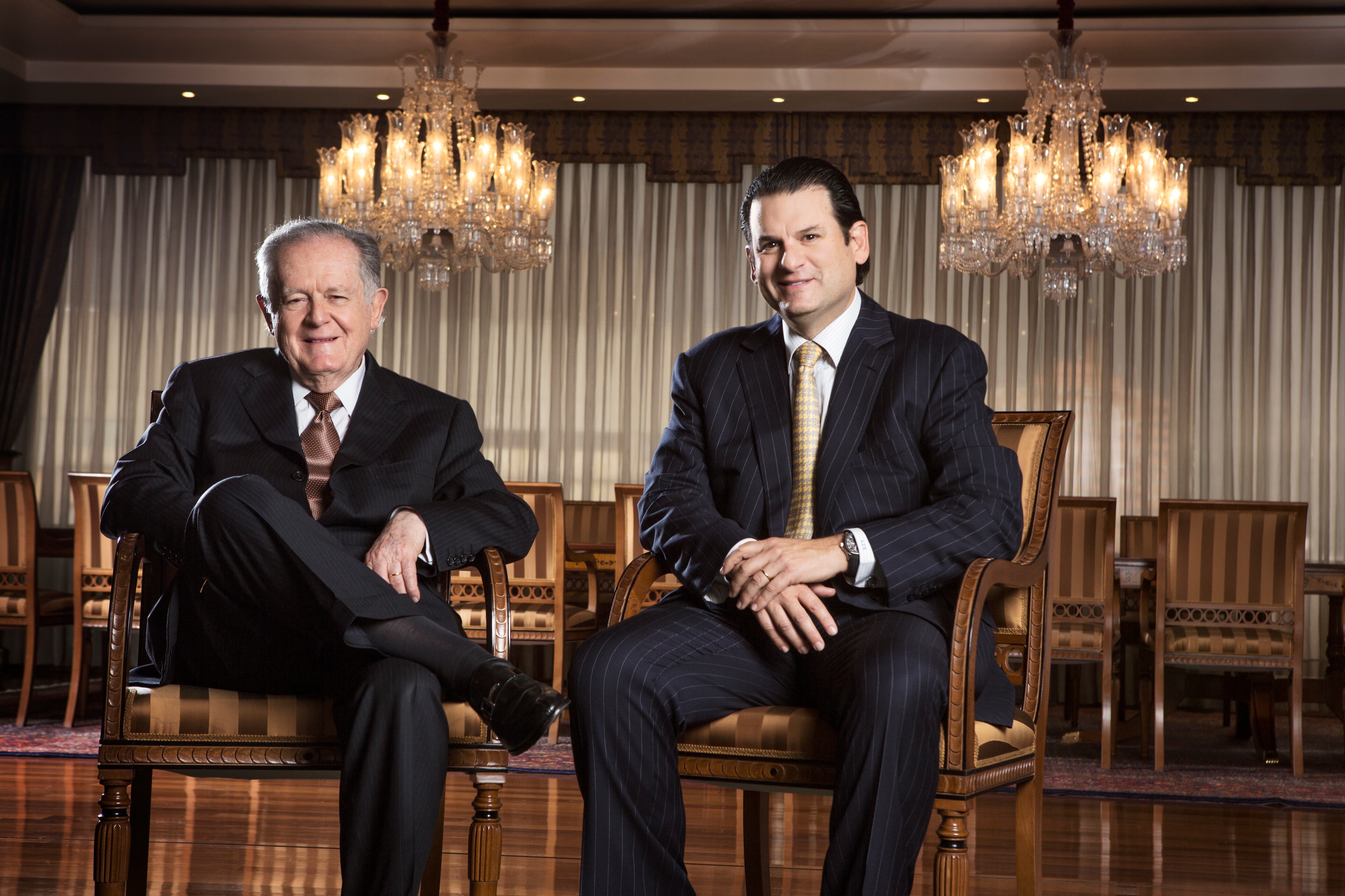 LUIS CARLOS SARMIENTO GUTIERREZ.