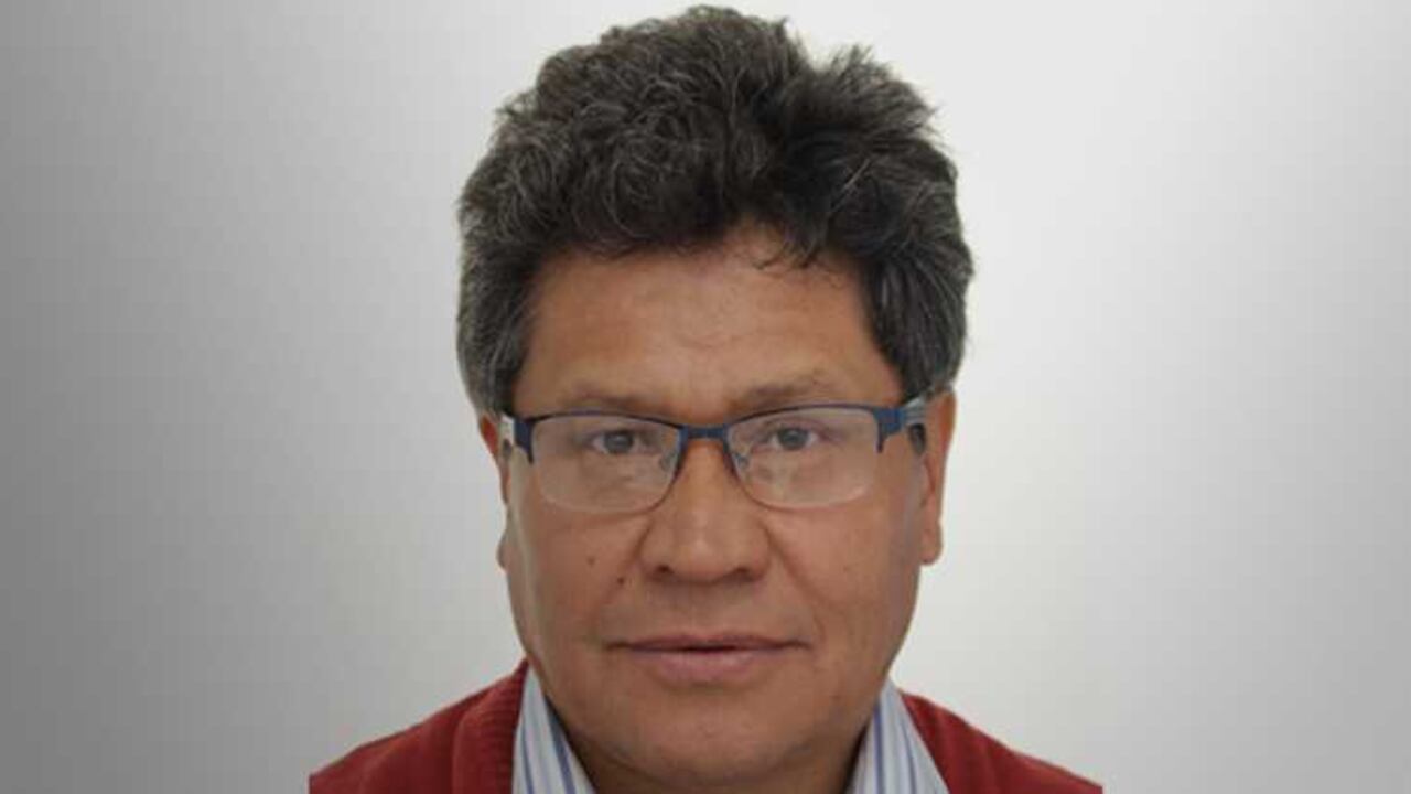 Ángel Pérez Martínez, columnista online