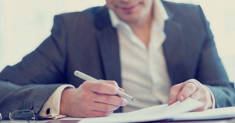 Imagen de referencia sobre contratos de prestación de servicios. 