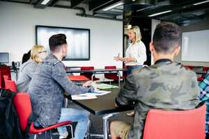 El aprendizaje de una segunda lengua puede abrir puertas de oportunidades profesionales.