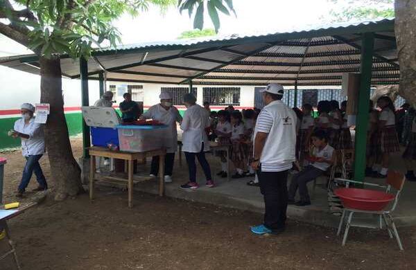 En el colegio no hay una cocina para que las manipuladoras sirvan los alimentos. Foto: Red Nacional de Veedurías.