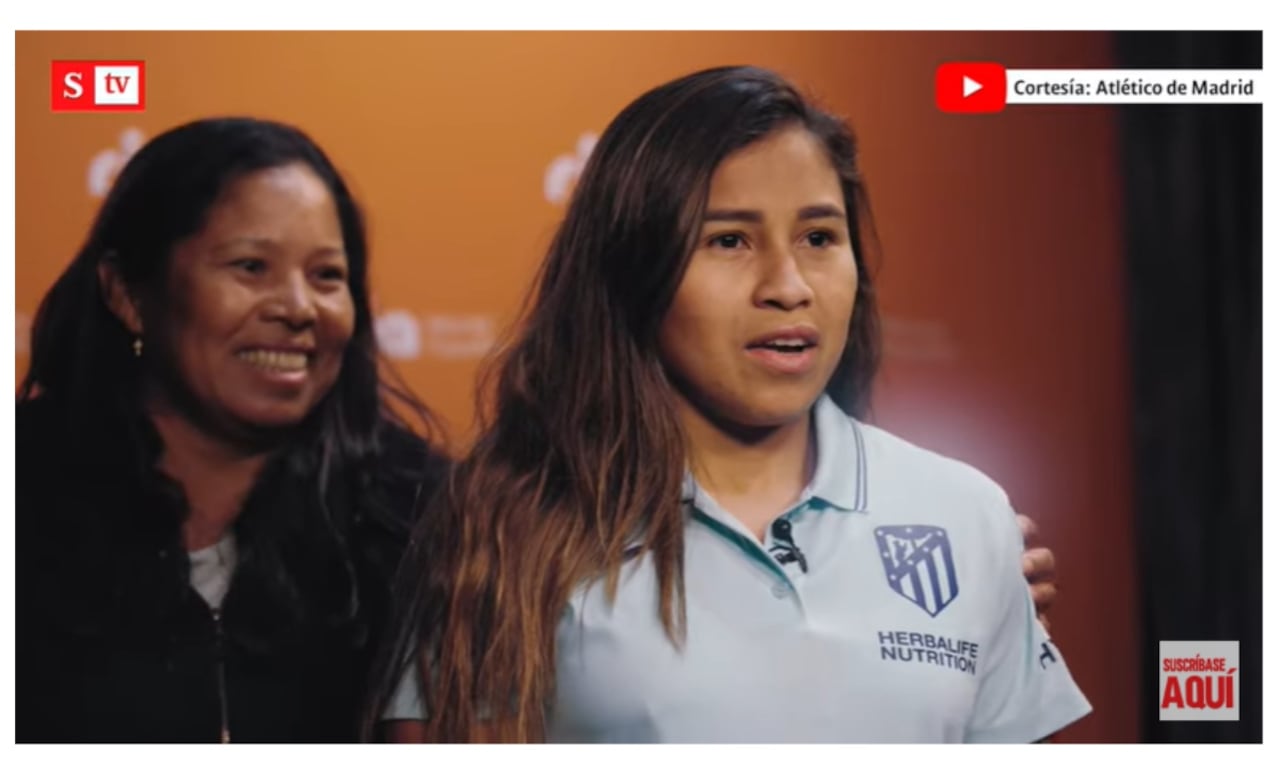 Leicy Santos se reencuentra con su mamá que viajó desde Lorica hasta España