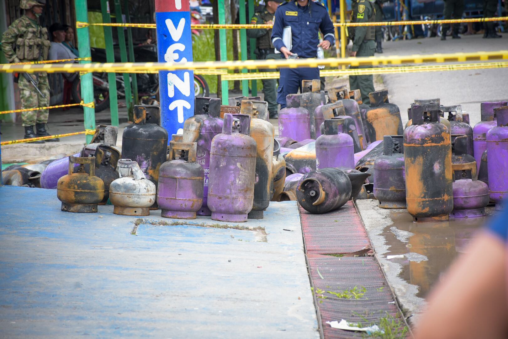 14 cilindros de gas propano explotaron.