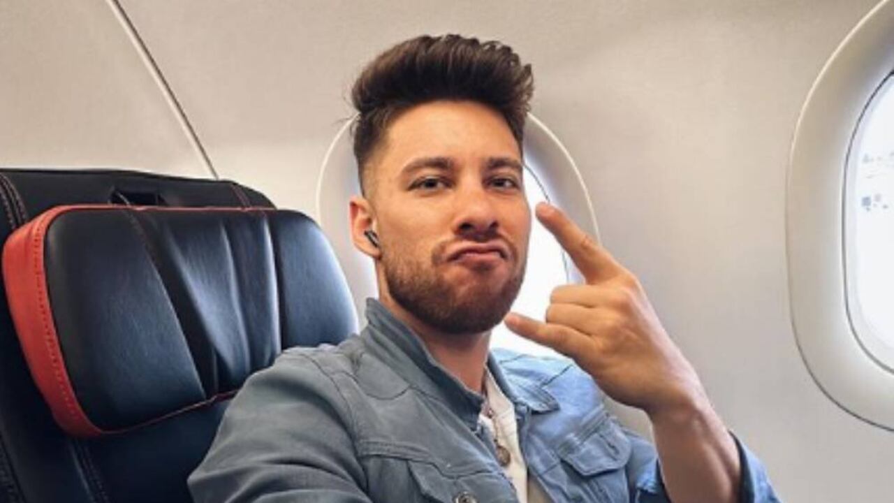 El cantante participó en otro reality tiempo atrás.