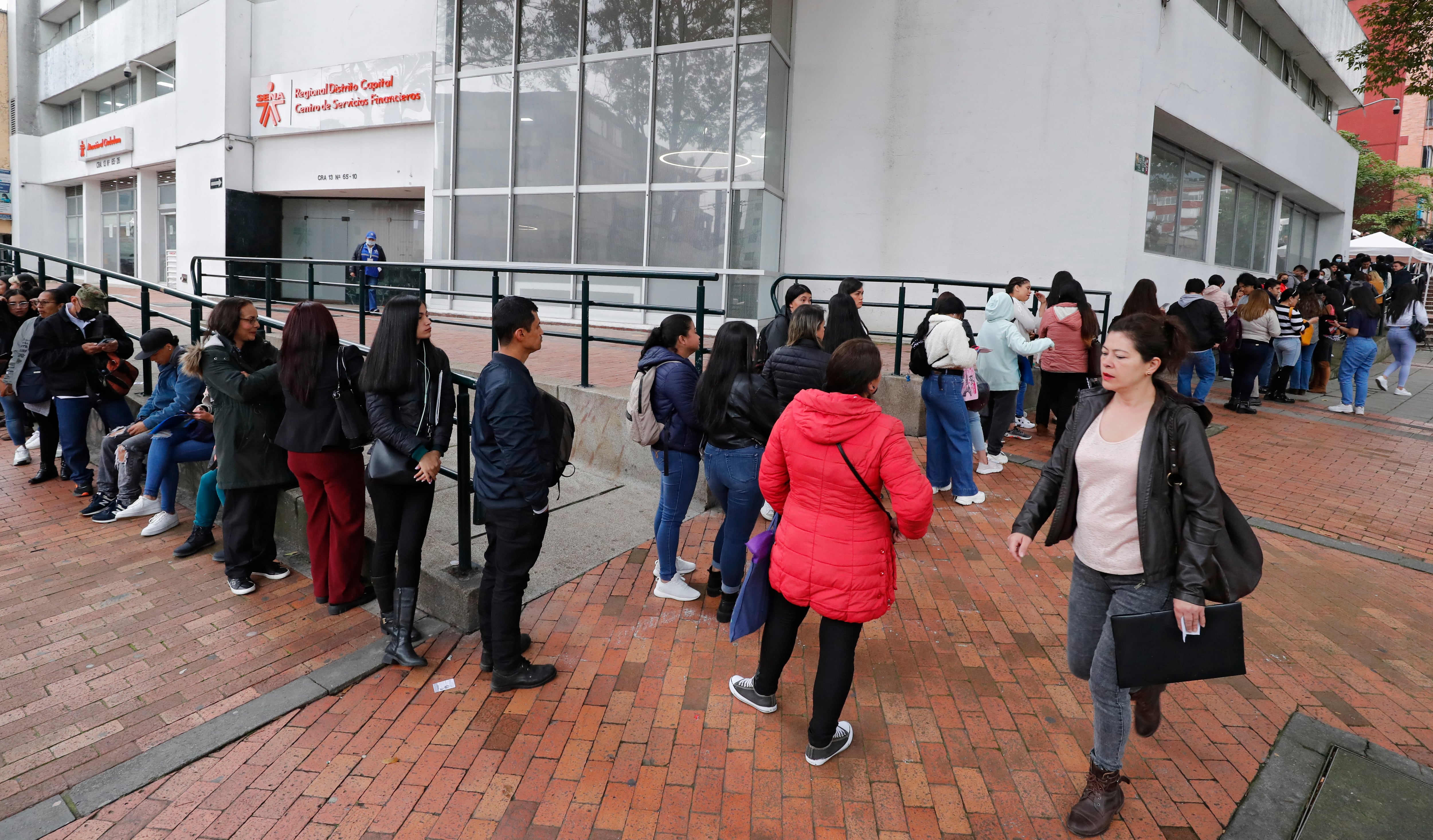 Sena Jornada Nacional de Empleo y Emprendimiento para las Mujeres
Desempleo 
Mujer
Incertidumbre
Bogota Marzo 8 del 2023
Foto Guillermo Torres Reina / Semana