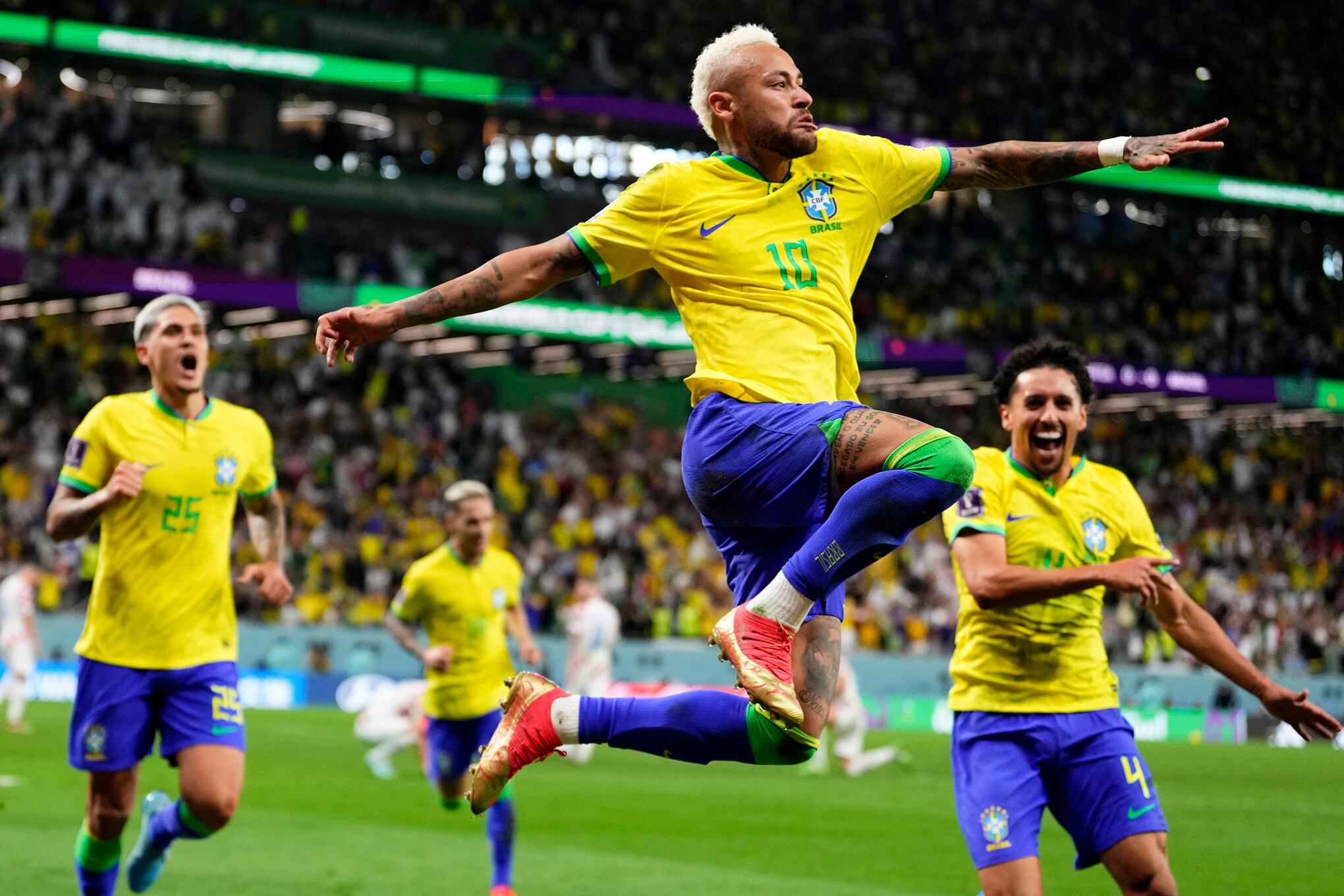 En imágenes : Así se vivieron los primeros partidos de cuarto de final en Qatar 2022