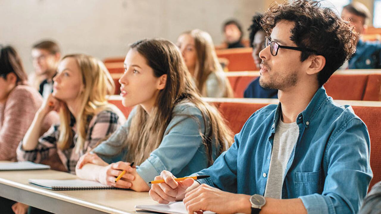 El pensamiento crítico es una de las principales competencias por desarrollar de cara al futuro laboral y éxito profesional.