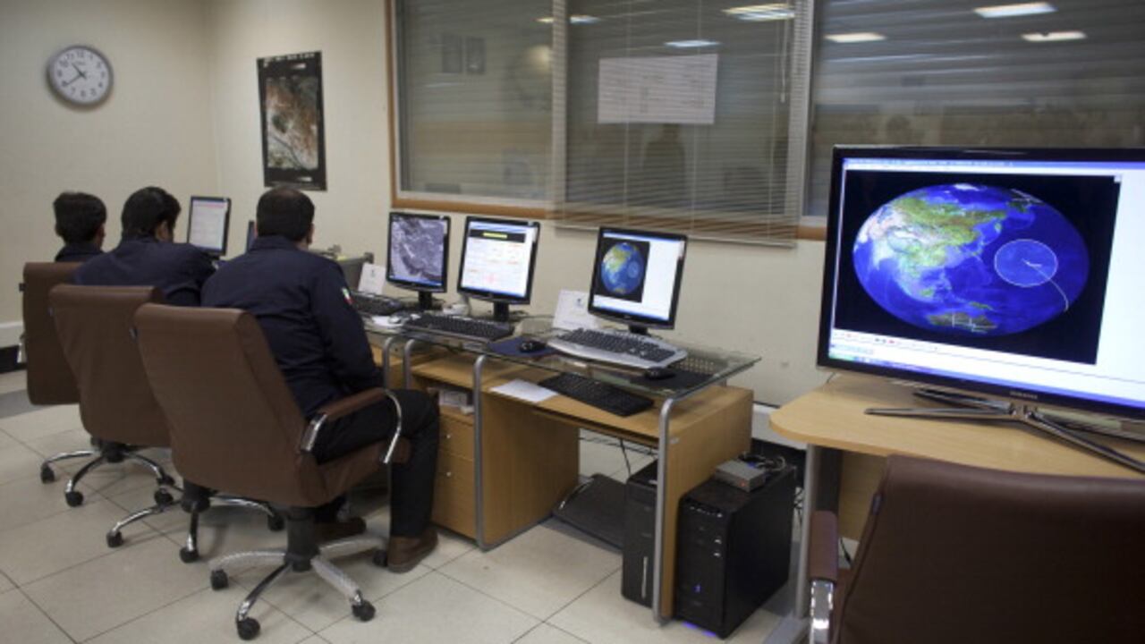 Foto de Archivo. as agencias de inteligencia de Estados Unidos y el Organismo Internacional de la Energía Atómica dicen que Irán abandonó un programa nuclear militar organizado en 2003. Irán sostiene que su programa tiene fines pacíficos.(Photo by Majid Saeedi/Getty Images)