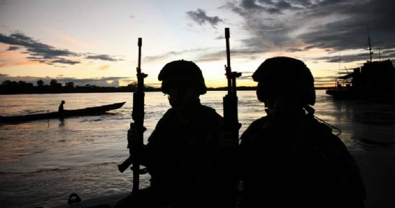 A los pocos cupos que hay para ascensos en el Ejército Nacional, varios sectores políticos recordaron la noticia de la renuncia masiva que sacudió a la institución el pasado 17 de marzo