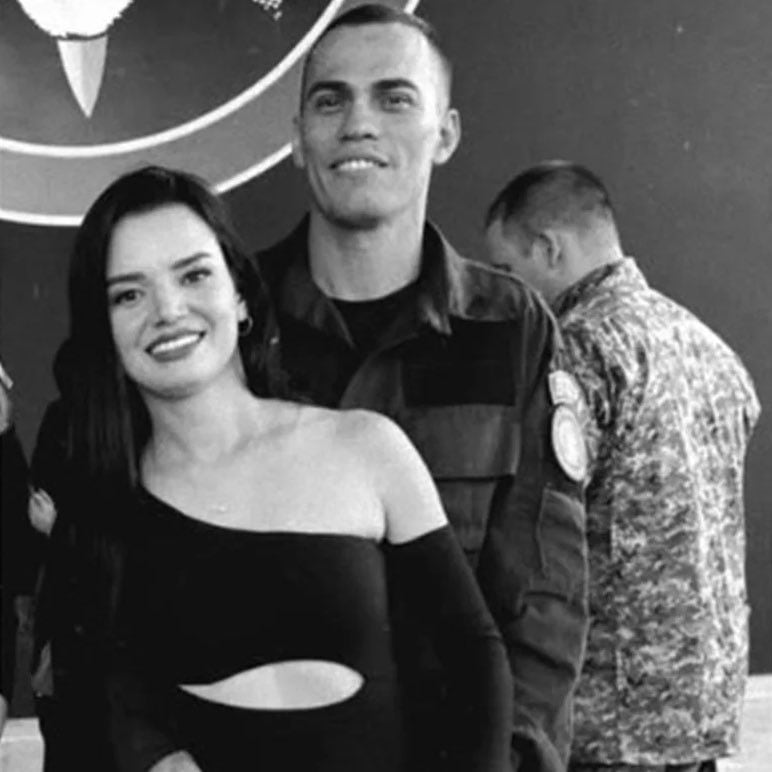 El sargento logró comunicarse con su esposa antes de morir