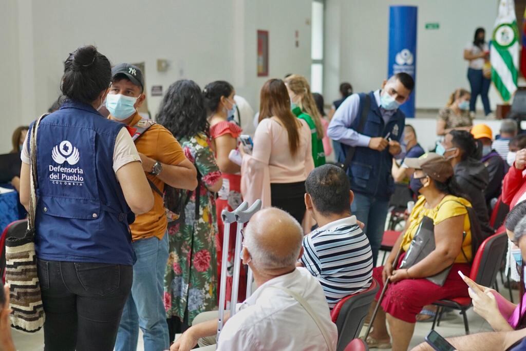 La defensoría del Pueblo realizó una jornada descentralizada en el territorio en la que se logró dar solución al 90 % de las quejas que plantean los ciudadanos.
