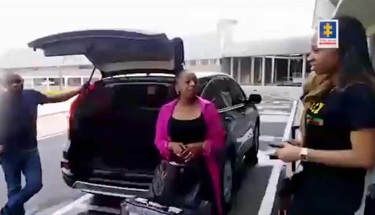 Omar Ambuila, exfuncionario de la Dian, fue capturado junto a su esposa e hija. Omar quedó libre por vencimiento de términos, pero luego fue recapturado.