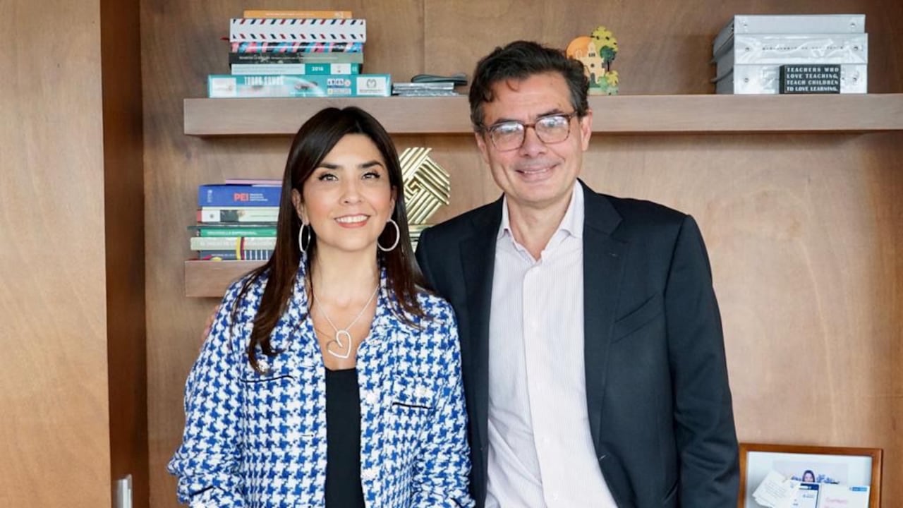 La actual ministra celebró el nombramiento de Alejandro Gaviria como MinEducación. Foto: tomada de Twitter @VictoriaBxE