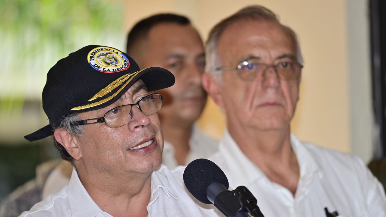 “Mantendremos la presencia de la Fuerza Pública”: presidente Gustavo Petro, tras consejo de seguridad extraordinario en el Bajo Cauca.