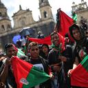 Plaza de Bolivar, indigenas, minga