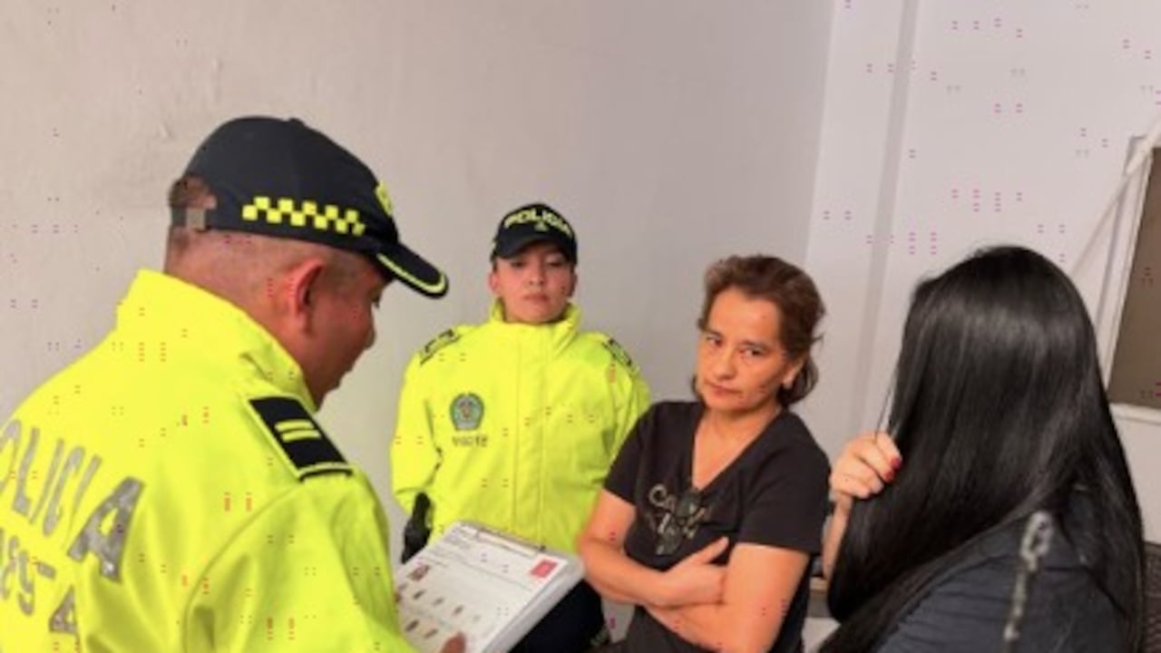 Capturan a dos mujeres con circular roja de la Interpol.