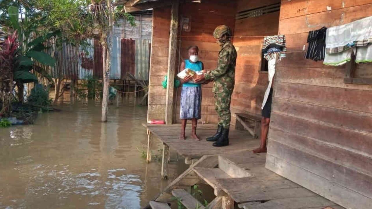 La entrega de ayudas humanitarias por parte del ejército habría ayudado a la propagación del virus. Foto: Cortesía.