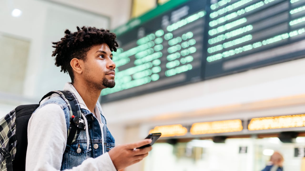 Migración Colombia invita a usar tecnología Biomig para evitar filas en los aeropuertos