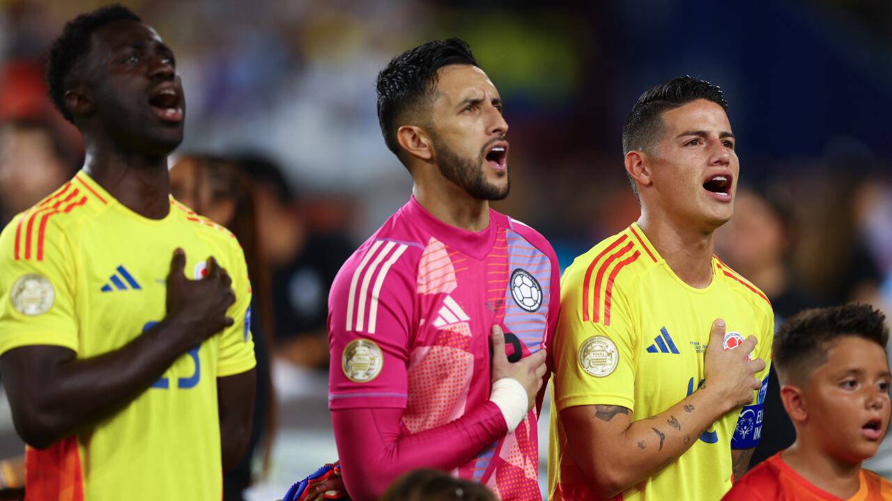 Davinson Sánchez, Camilo Vargas y James Rodríguez, titulares de Selección Colombia.