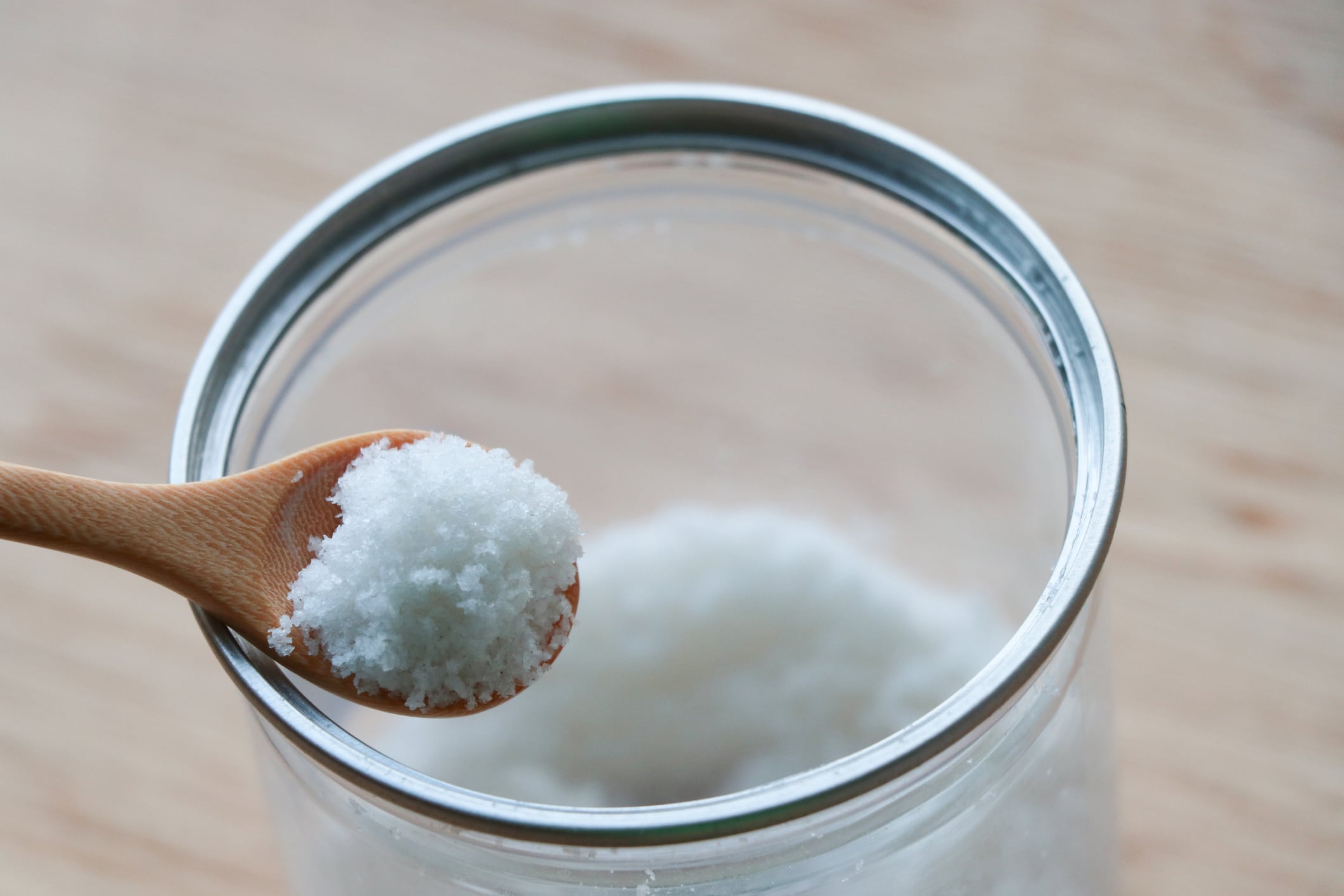 Utilizar ingredientes naturales y métodos simples en el hogar puede ayudar a aliviar el dolor y acelerar la curación de la piel dañada por el sol.