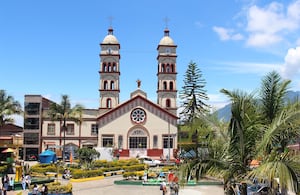 Este municipio está ubicado a siete horas de Cali.
