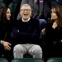 Bill Gates observa la Copa Eisenhower, un evento Tie Break Tens, durante el BNP Paribas Open en el Indian Wells Tennis Garden el 08 de marzo de 2022 en Indian Wells, California.