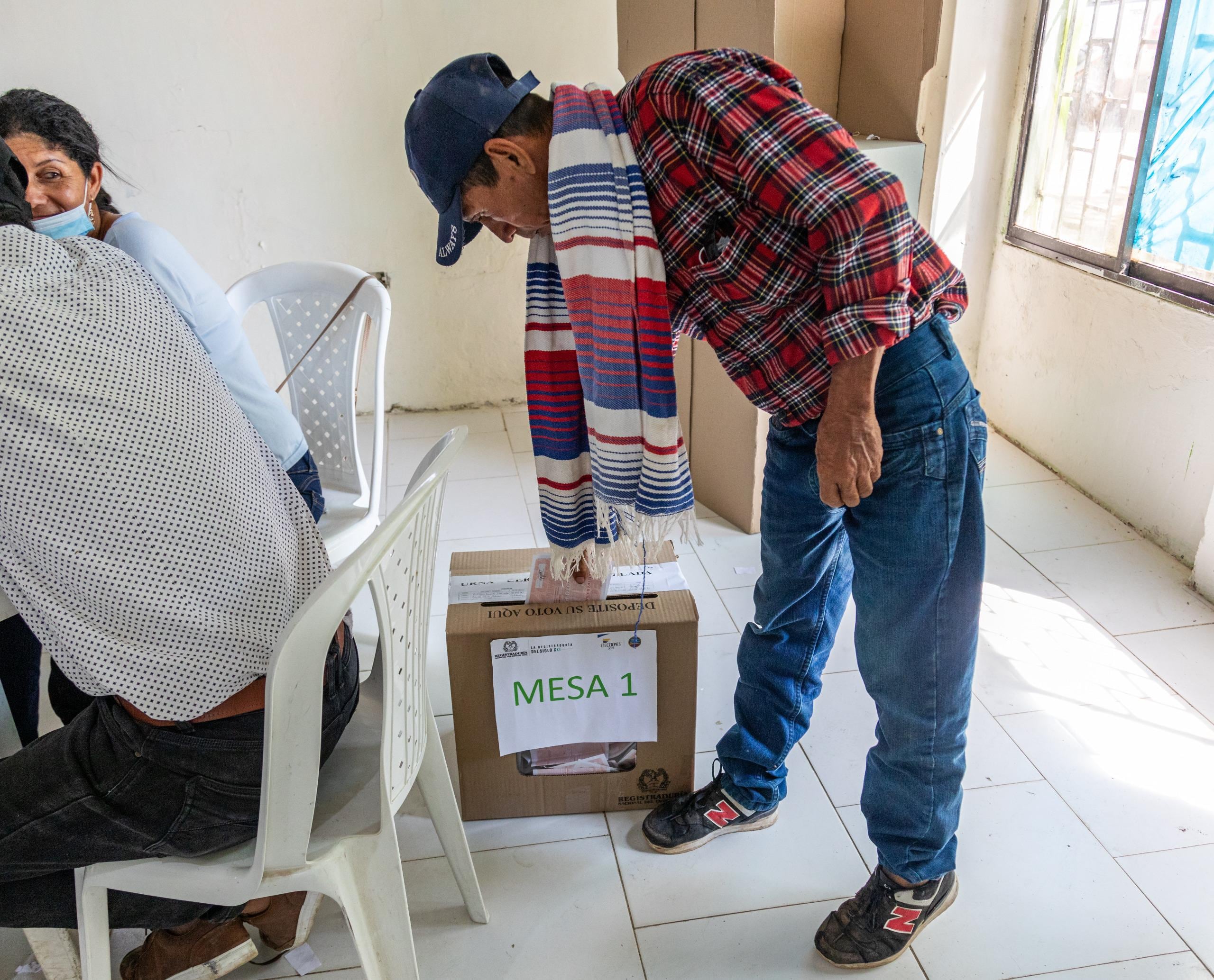 La Registraduría informó de la apertura de las urnas para la realización de diversos procesos democráticos.