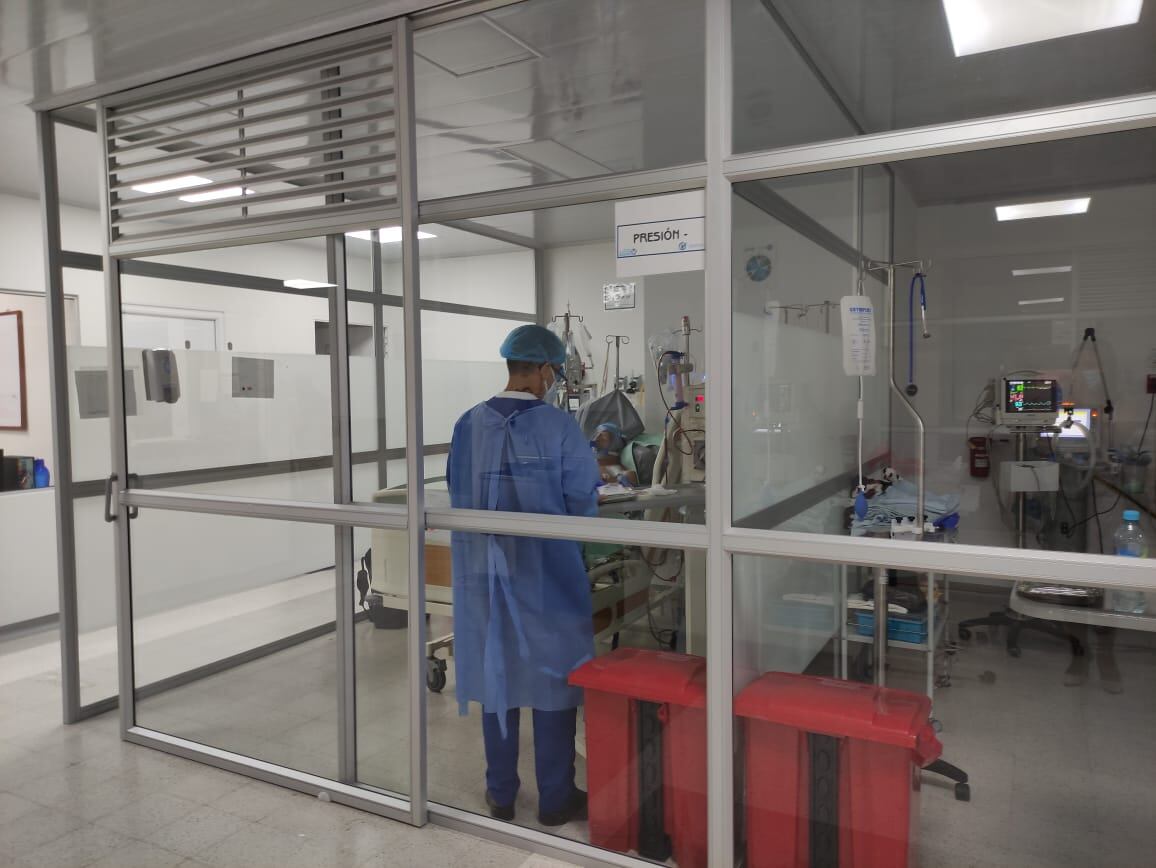 Las UCI del Hospital Universitario de Santander están al tope. Por eso se insiste en el llamado a la ciudadanía para que practique el autocuidado.