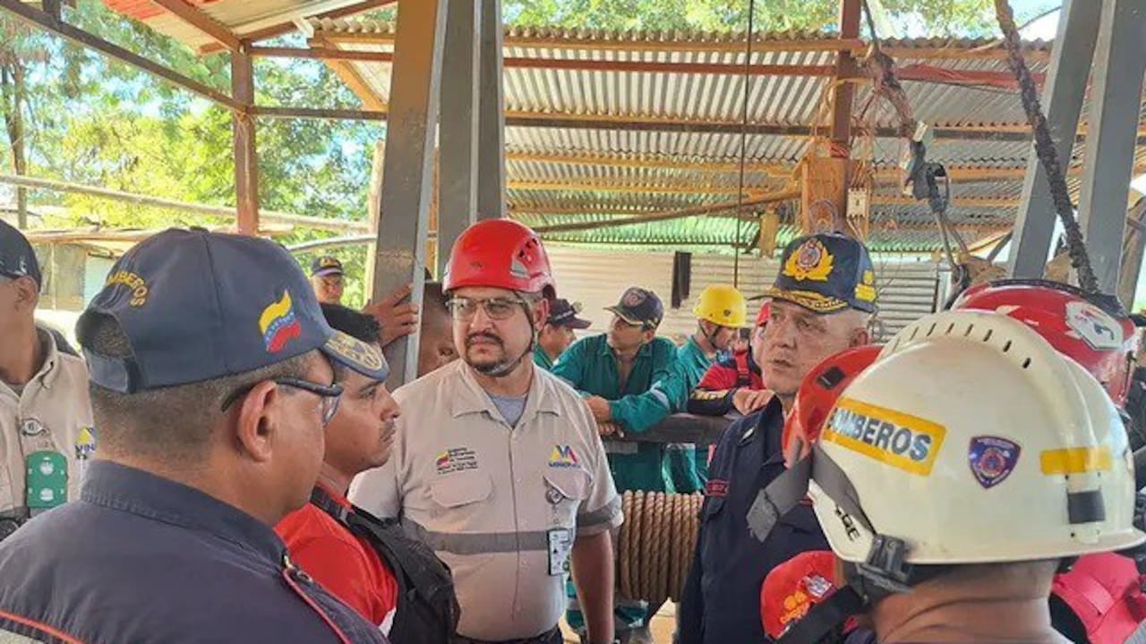 Rescatistas en la tragedia