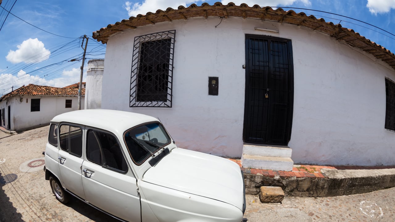 Este municipio santandereano destaca por su arquitectura colonial y su importancia histórica.