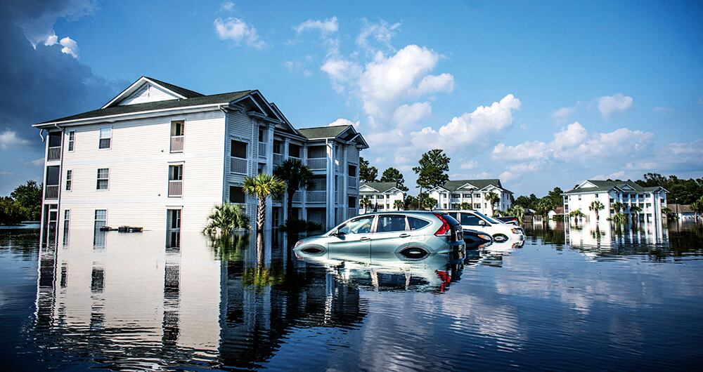 En el sur de Carolina, la inundaciones de hace unos años provocaron que muchos cimientos de edificios se vean debilitados y preocupe un eventual derrumbe. Foto: AFP