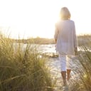 Cuerpo de mujer fue encontrado primero, por personas que estaban en la playa (imagen de referencia).