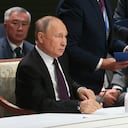 El presidente ruso, Vladimir Putin, asiste a la Cumbre de líderes de la Comunidad de Estados Independientes (CEI), en Astana, Kazajistán, el viernes 14 de octubre de 2022. (Konstantin Zavrazhin, Sputnik, Kremlin Pool Photo via AP)