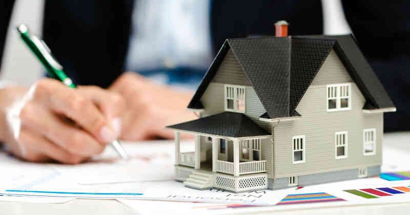 Compare lo que incluye la vivienda con lo que figura en las escrituras.