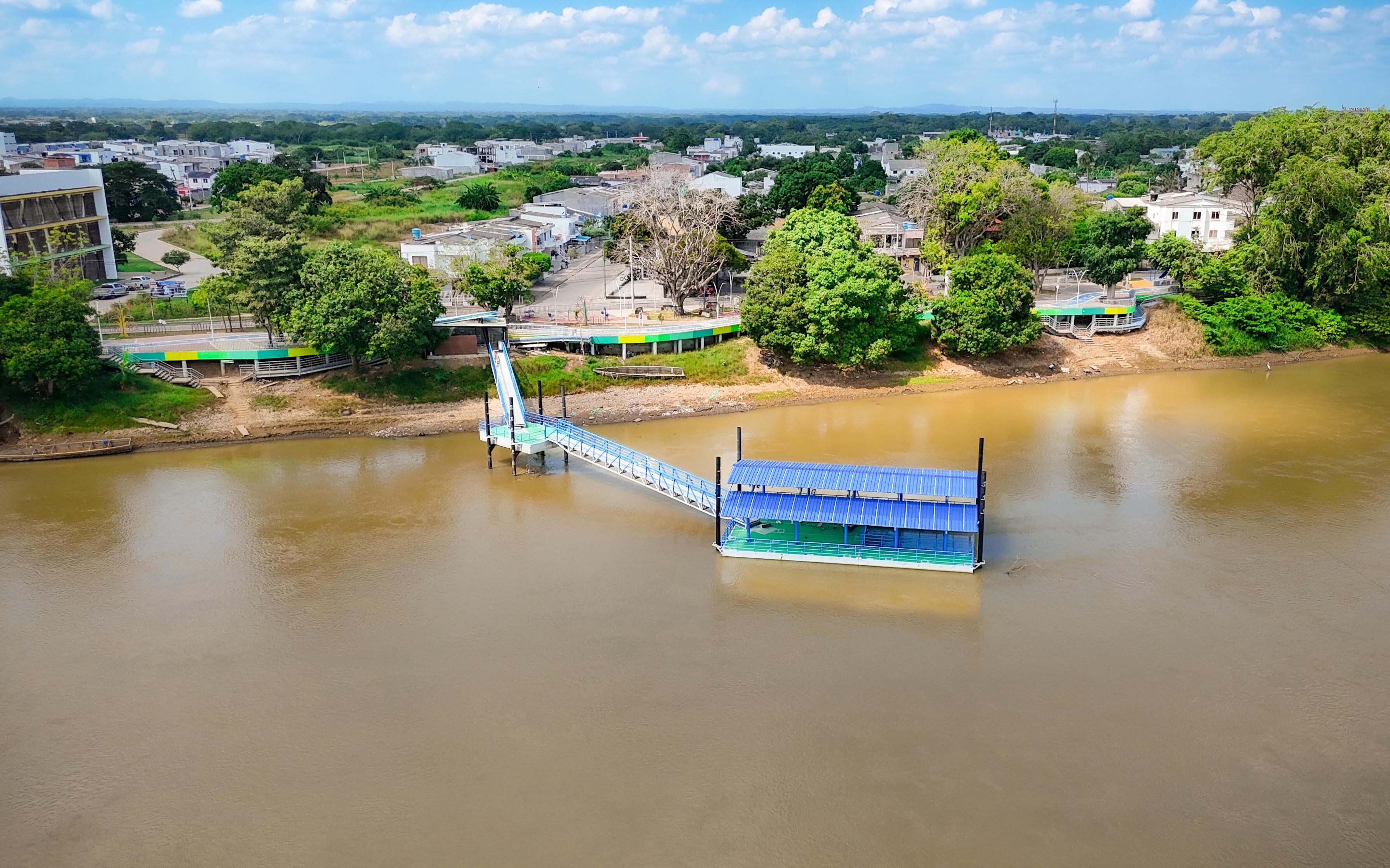 Embarcaderos de buses fluviales en Montería.