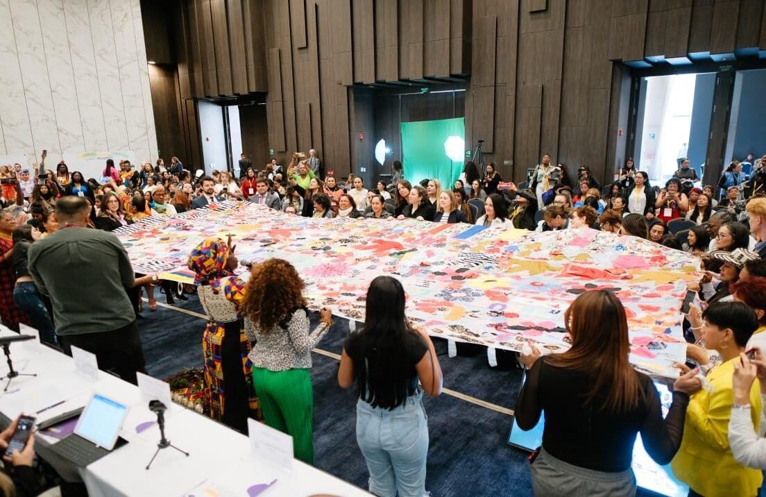 Mesa con enfoque de género