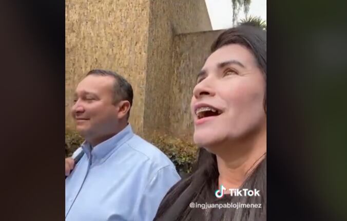 Mujer acusó al director de la Unidad de Salud de Arauca de ladrón.