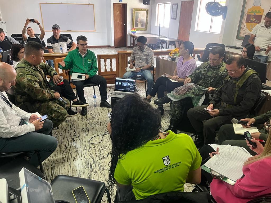 Las alteraciones del orden público en Ituango obedecerían a una fuerte disputa por el control territorial