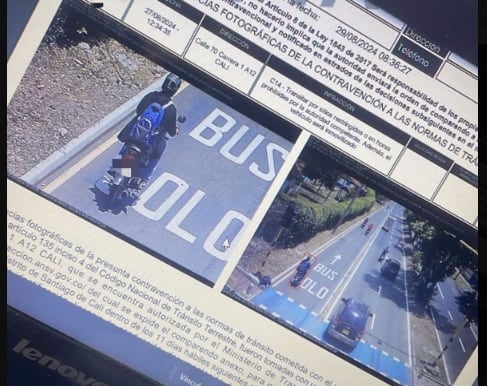 Invasión del carril del MIO en Cali