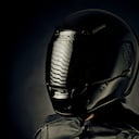 Los cascos ayudan a proteger la cabeza de cualquier accidente.