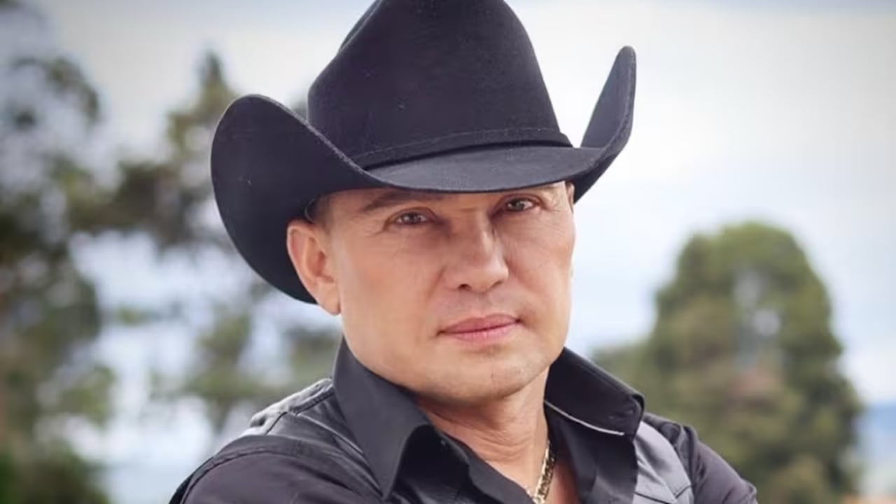 Giovanny Ayala aclara los rumores sobre su retiro de la música.