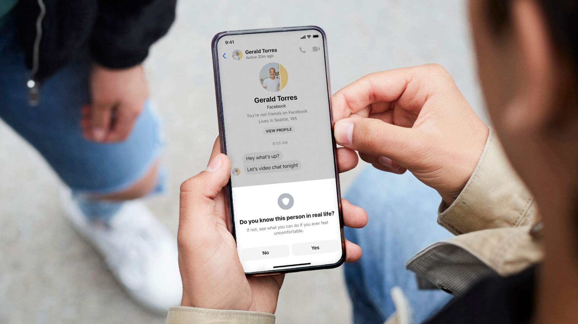 Instagram y Facebook lanza medidas de protección para menores ante adultos malintencionados.